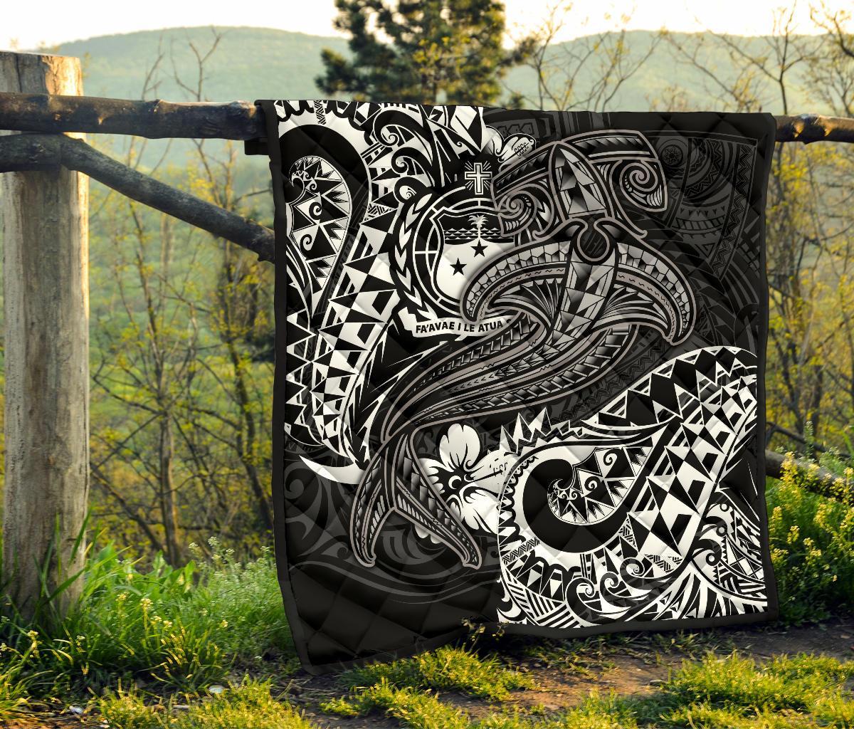 Samoa Premium Quilt - White Shark Polynesian Tattoo - Polynesian Pride