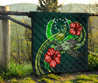 Pohnpei Polynesian Premium Quilt - Green Turtle Hibiscus - Polynesian Pride