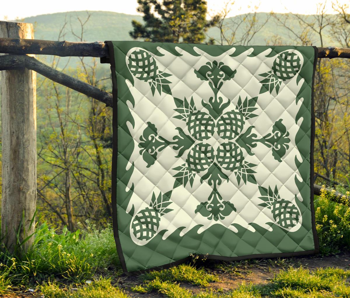 Hawaiian Premium Quilt Pineapple Pattern - Green - Polynesian Pride