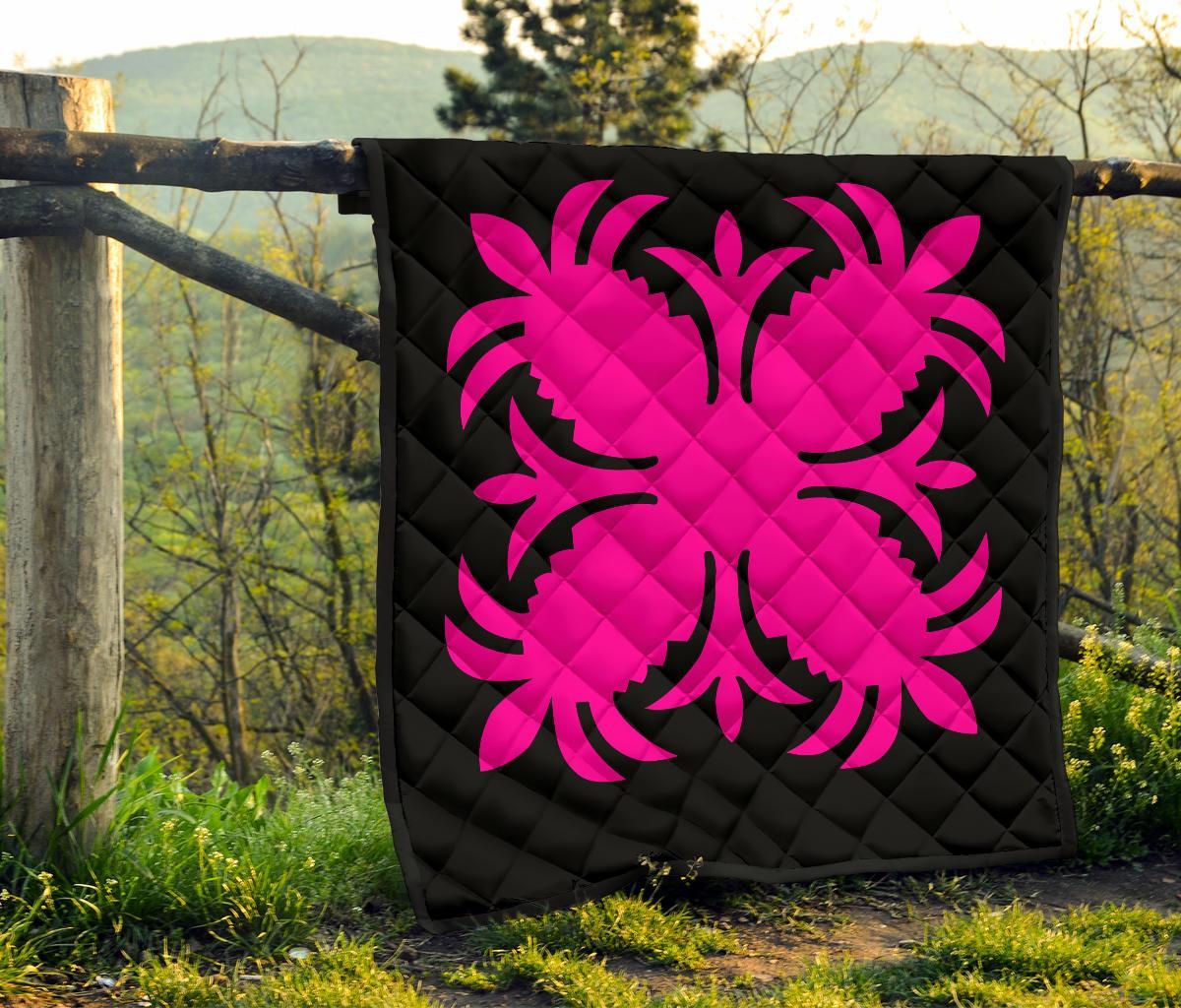 Hawaiian Premium Quilt Royal Pattern - Black And Pink - A2 Style - Polynesian Pride