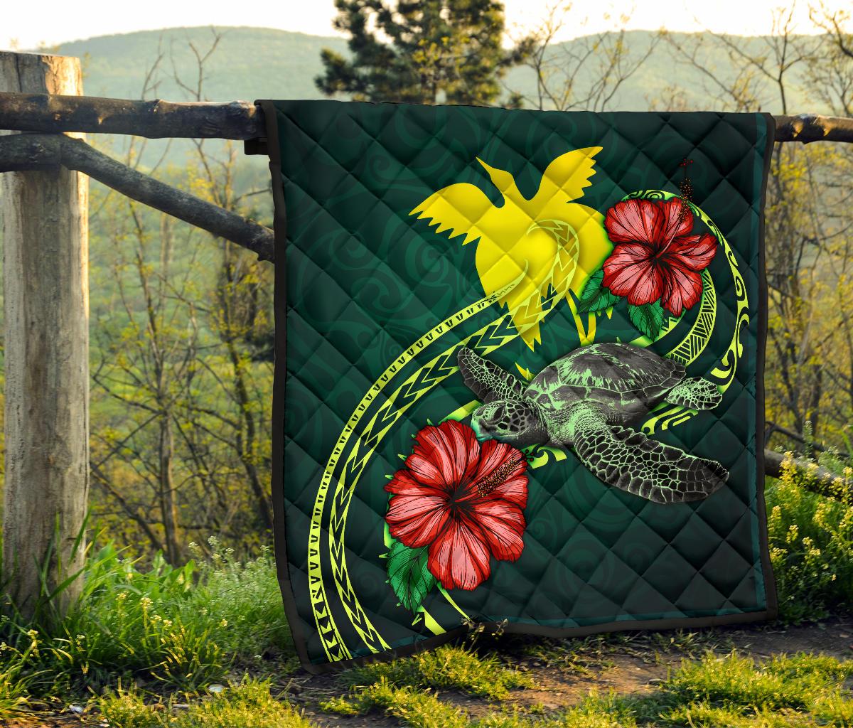 Papua New Guinea Polynesian Premium Quilt - Green Turtle Hibiscus - Polynesian Pride