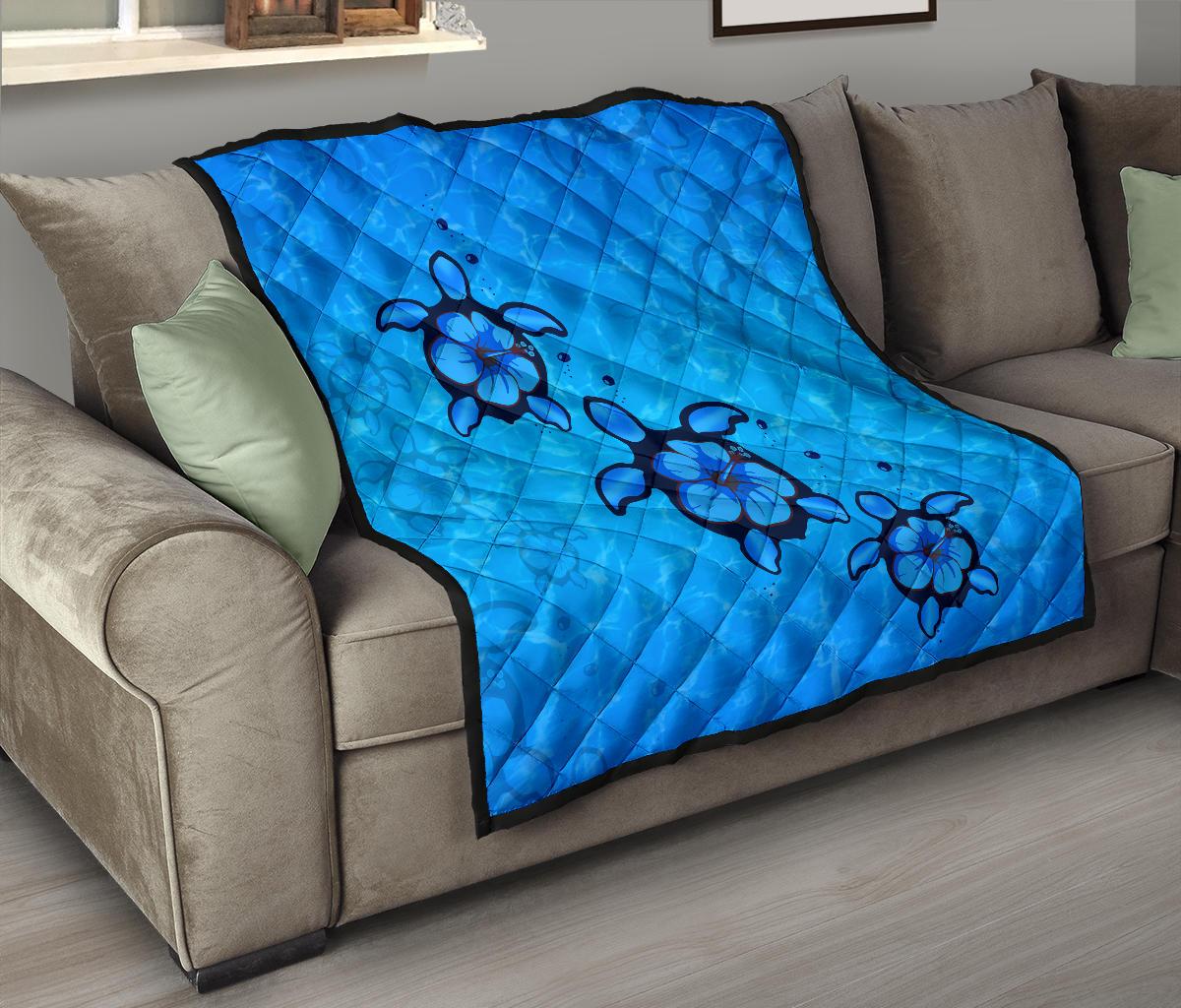 Turtle Hibiscus Swim In Sea Premium Quilt - Polynesian Pride