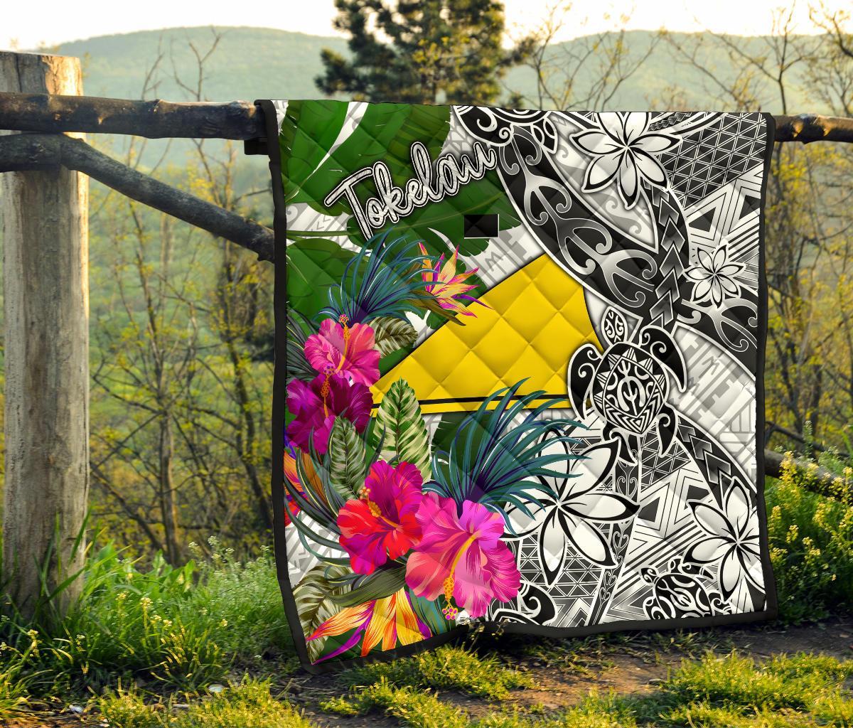 Tokelau Premium Quilt White - Turtle Plumeria Banana Leaf - Polynesian Pride