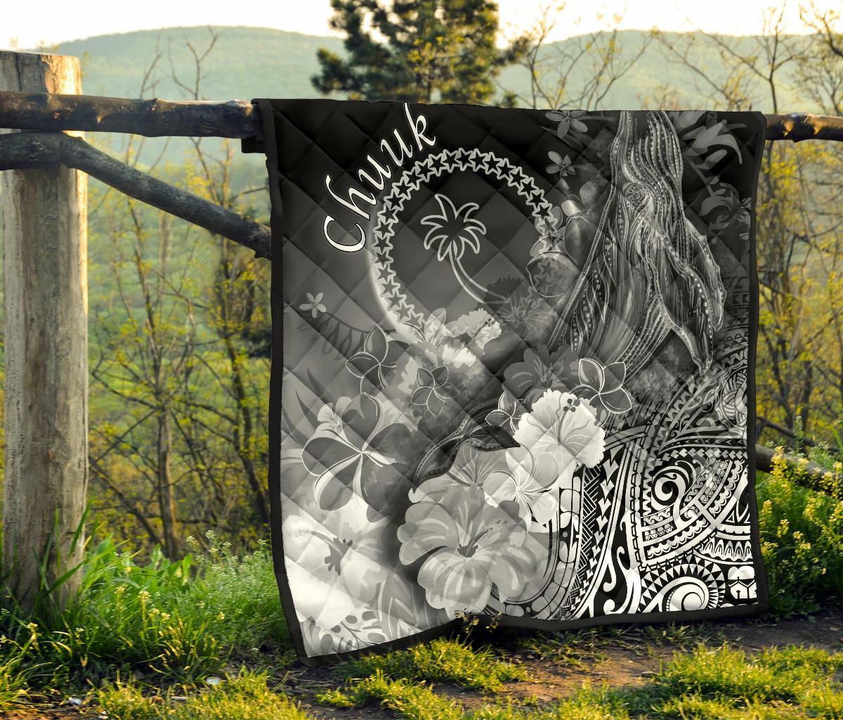 Chuuk Premium Quilt - Humpback Whale with Tropical Flowers (White) - Polynesian Pride