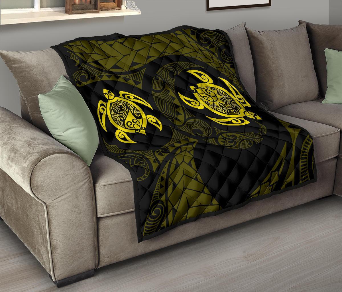 Hawaii Polynesian Turtle Premium Quilt Yellow - Polynesian Pride