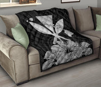 Hawaiian Kanaka Premium Quilt Hibiscus Polynesian Love Gray - Polynesian Pride