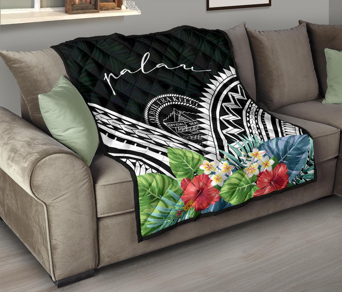 Palau Premium Quilt - Palau Coat of Arms & Polynesian Tropical Flowers White - Polynesian Pride
