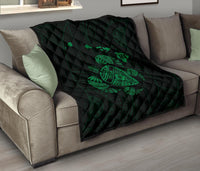 Hawaii Turtle Hibicus Map Premium Quilt - Green - Polynesian Pride