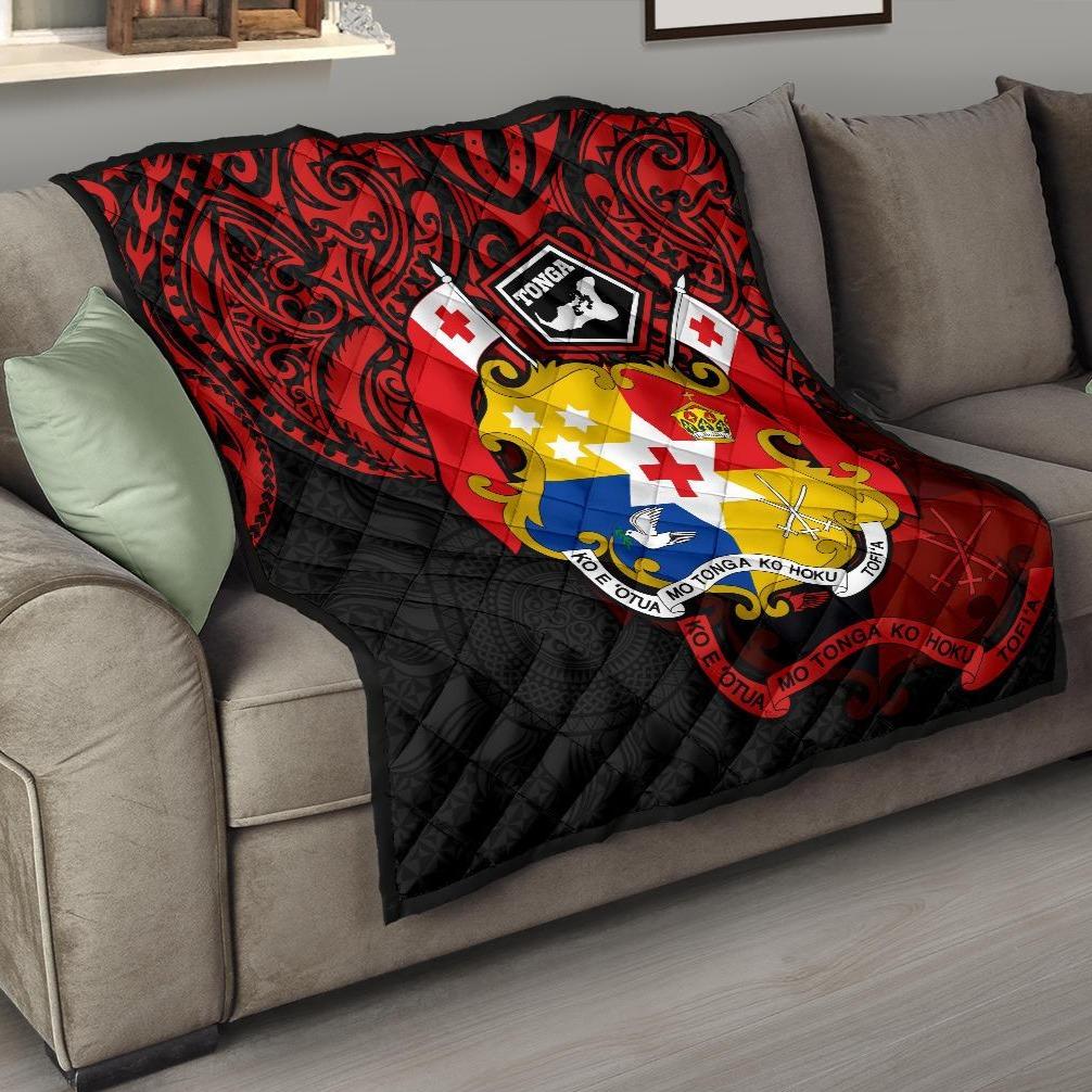Tonga Polynesian Premium Quilt - Tongan Coat Of Arms Polynesian Tattoo RED - Polynesian Pride