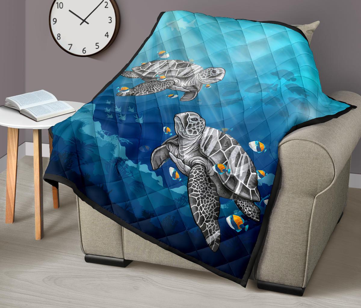 Turtle And Humuhumunukunukuapua'a Premium Quilt - Polynesian Pride