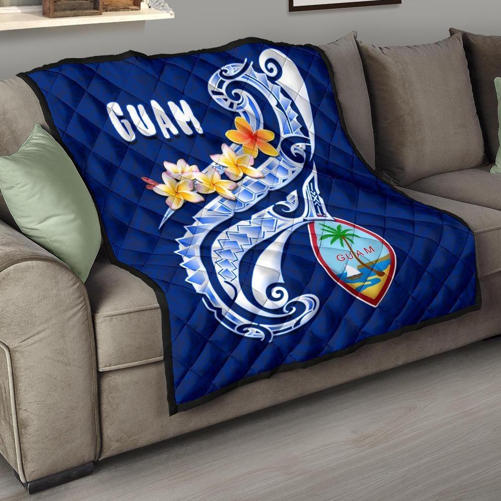 Guam Premium Quilt - Guam Seal Polynesian Patterns Plumeria (Blue) - Polynesian Pride