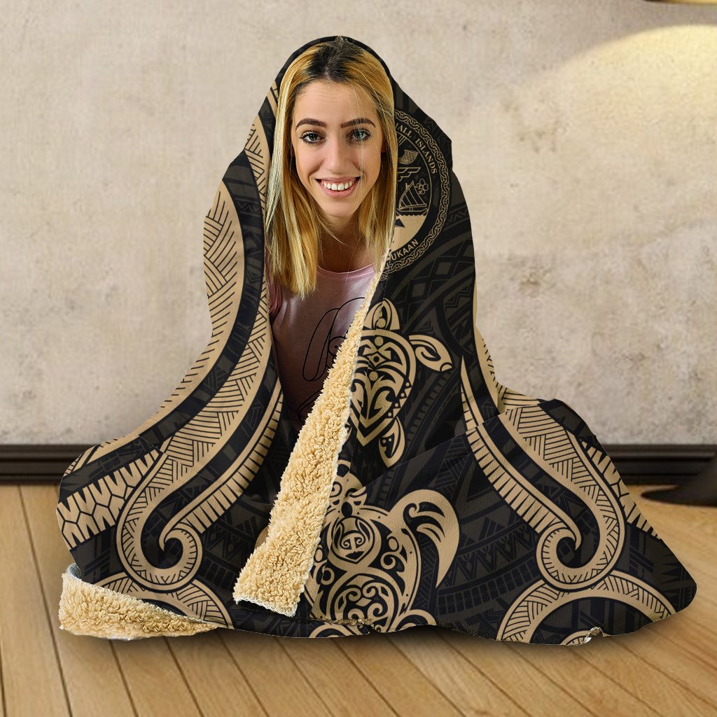 Marshall Islands Hooded Blanket - Gold Tentacle Turtle Crest - Polynesian Pride