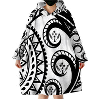 Kosrae Pingelap Flag With Round Black White Pattern Wearable Blanket Hoodie LT9 - Polynesian Pride