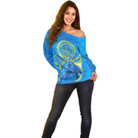 (Custom Personalised) Palau Off Shoulder Sweater Hibiscus Turtle Mix Coat Of Arms Blue Version LT14 - Polynesian Pride