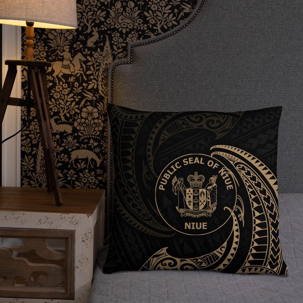 Niue Polynesian Basic Pillow - Gold Tribal Wave - Polynesian Pride