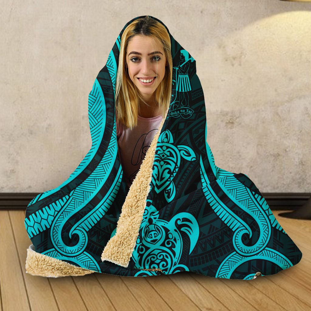 Fiji Hooded Blanket - Turquoise Tentacle Turtle Crest - Polynesian Pride